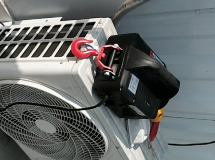 有了便攜式起重牽引葫蘆,拆裝空調時不用登高冒險